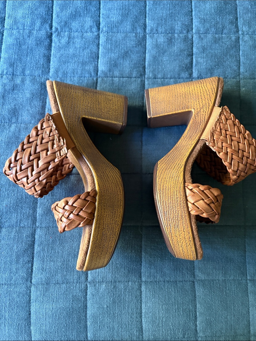 House of Harlow 1960 Braided Clog Platform Sandals - Picture 3 of 6